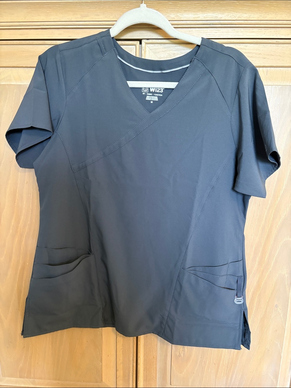 W123 dark grey V-Neck Scrub Top with Multiple Pockets